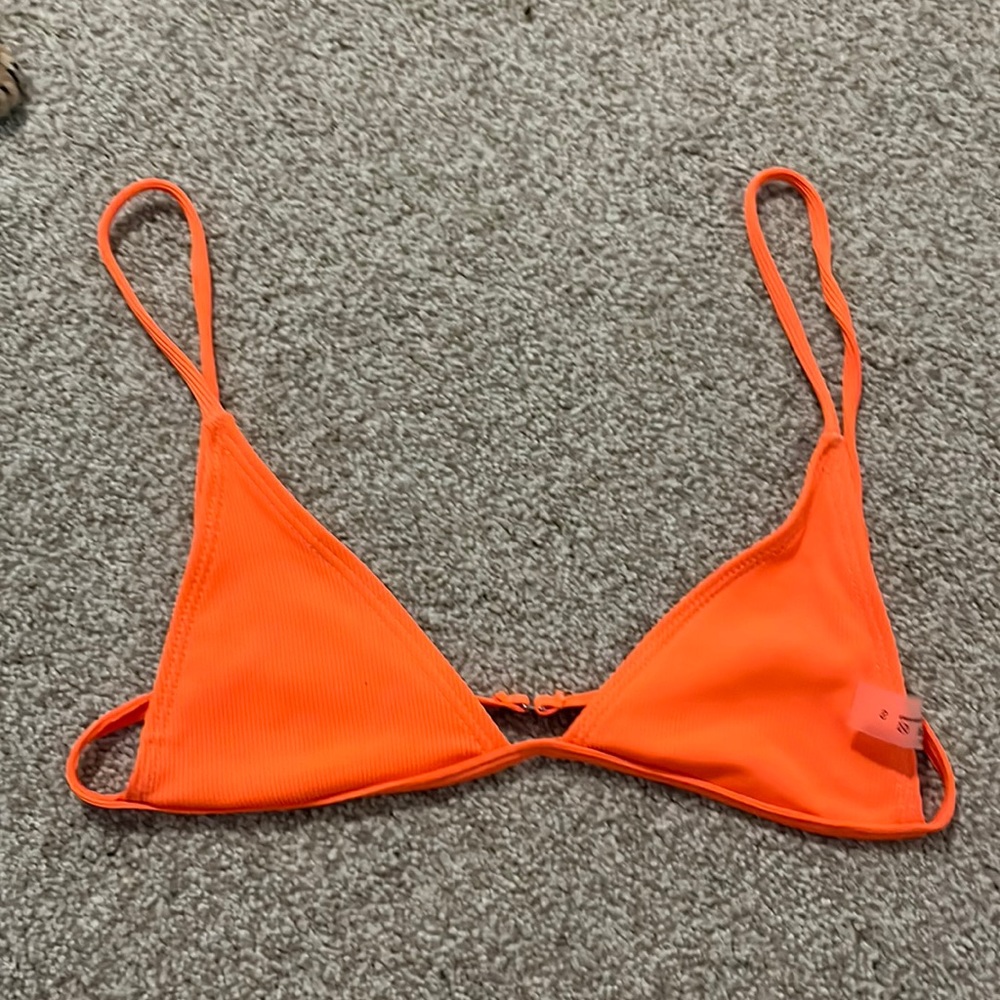 SHEIN S orange top